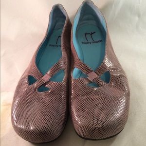 Thierry Rabotin Shimmer Ballet Flats (Fits 9.5)